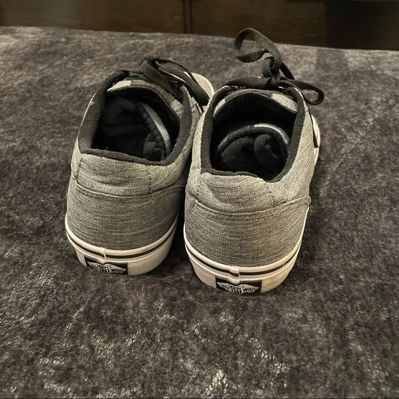 Vans - Picture 4 of 5